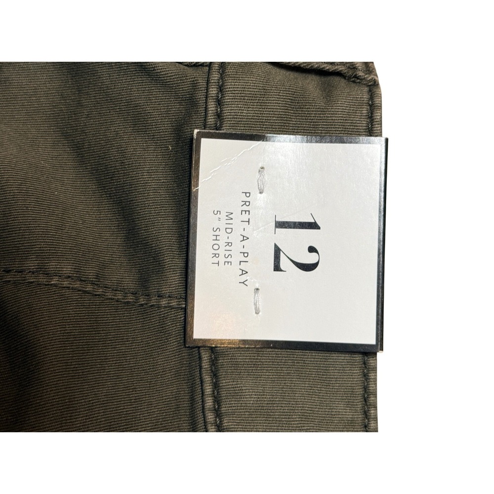White House Black Market Pret-A-Play Mid-Rise 4.5" Shorts Sergeant Green Size 12 - Picture 7 of 8